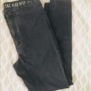 Black high waisted jeggings